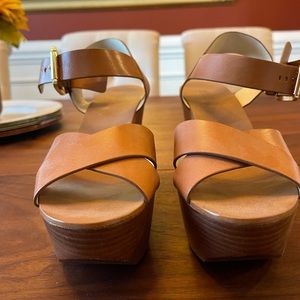 Micheal Kors  wedge sandals perfect for Spring!